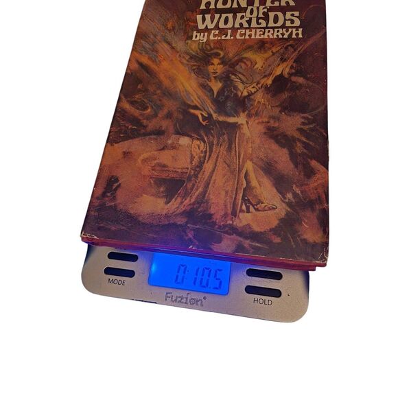 Hunter of worlds by C.J. Cherryh - Nelson doubleday books - Picture 2 of 5